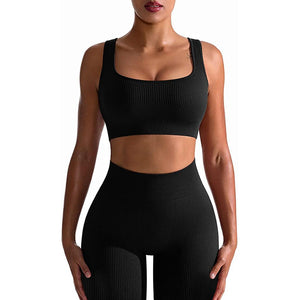 Seamless high-elastic yoga fitness set for women in various colors with pullover top and nine quarter pants
