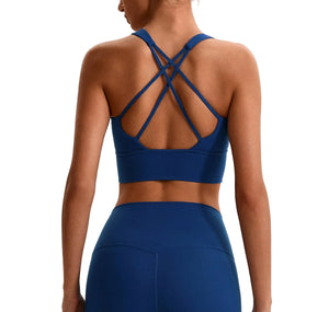 Seamless sports bra in multiple colors for yoga and fitness