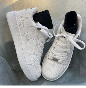 Casual couple German training shoes with thick soles in white and green colors