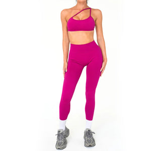 Seamless tight yoga outfit with back V waist-cinching design in various colors
