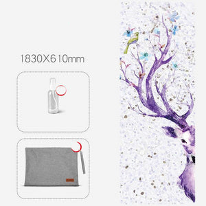 Folding anti-slip yoga mat with natural rubber base and suede surface