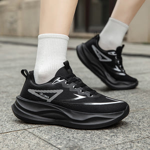 Men's breathable lightweight running sneakers with rubber outsole in multiple colors