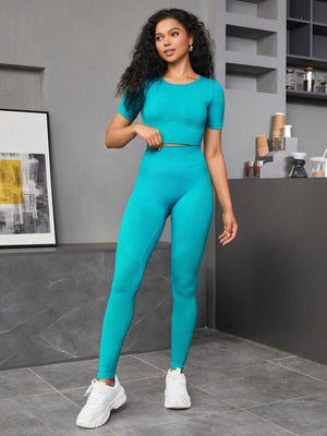 Women's nylon training workout sports suit in various colors