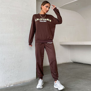 Letter-printed coffee brown two-piece women's sweatshirt and trouser sports set