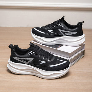 Men's breathable lightweight running sneakers with rubber outsole in multiple colors