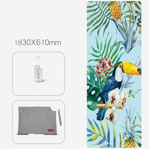 Folding anti-slip yoga mat with natural rubber base and suede surface