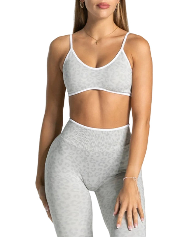 Breathable sports bra and quick-drying yoga pants workout set in multiple colors