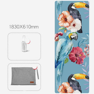 Folding anti-slip yoga mat with natural rubber base and suede surface