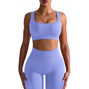 Seamless high-elastic yoga fitness set for women in various colors with pullover top and nine quarter pants