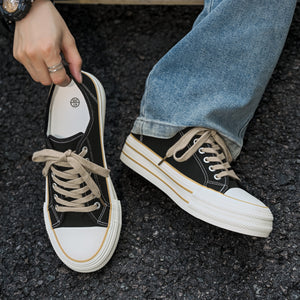 Men's low-top canvas sneakers in black and white and black khaki colors