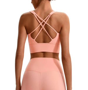Seamless sports bra in multiple colors for yoga and fitness