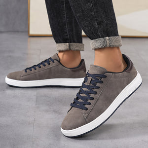 Men's British style business casual leather sneakers in blue and khaki colors