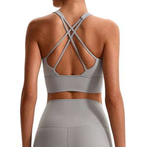 Seamless sports bra in multiple colors for yoga and fitness