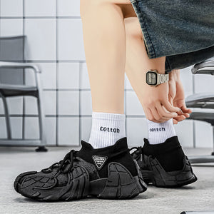 Men's breathable mesh fly knit casual sneakers in black and beige