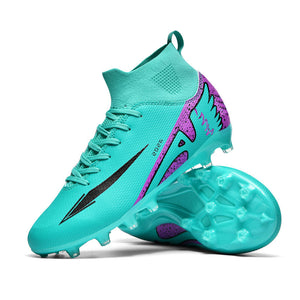 Spike 15 high-top football boots in black with long studs on artificial turf