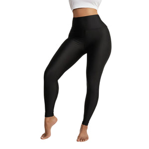 Black high waist cropped sports leggings with hip-lifting design