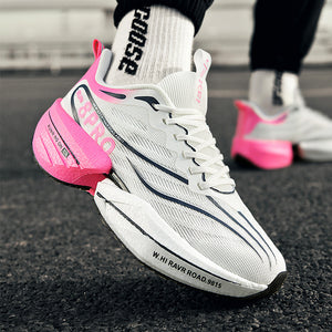 Carbon-plate shock-absorbing running shoes in multiple colors with breathable mesh and rubber outsole