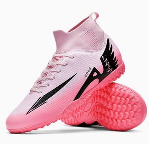 Spike 15 high-top football boots in black with long studs on artificial turf