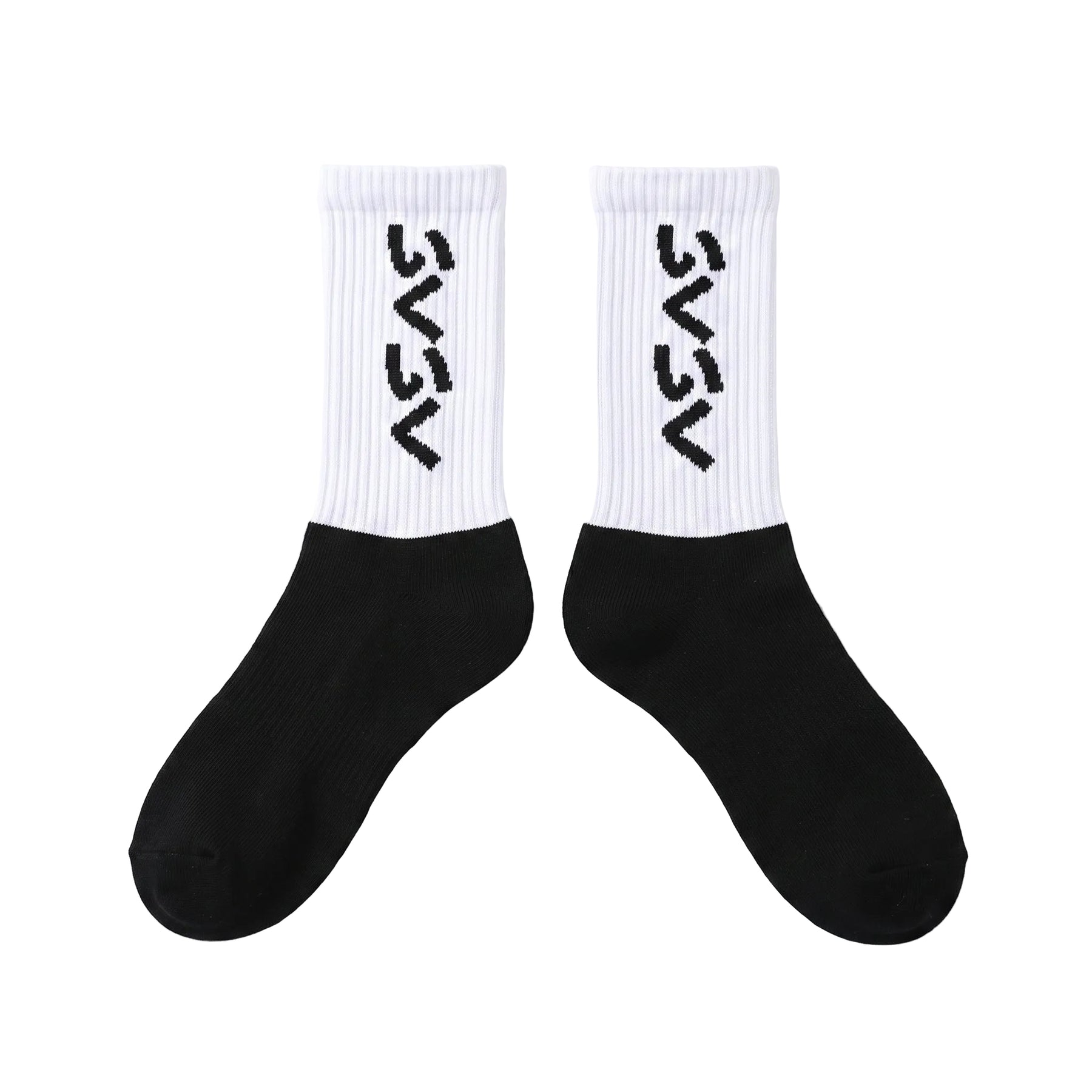 BLACK AND WHITE FITNESS SOCKS