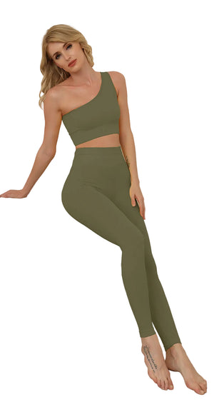 Seamless women's yoga jogging workout set in black, apricot, and green colors