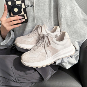 Women's casual lace-up dad shoes in white and beige with genuine leather upper and foam rubber sole
