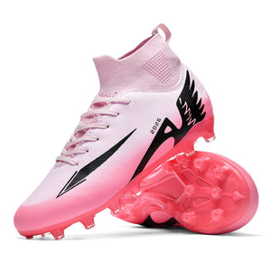 Spike 15 high-top football boots in black with long studs on artificial turf