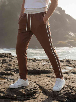 Men's anti-wrinkle stretch casual pants in black with slim straight fit