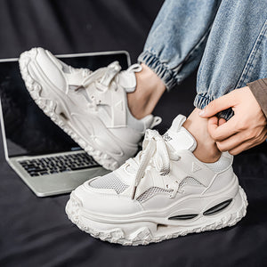 Men's Korean trendy dad sneakers with thick sole in black and white colors