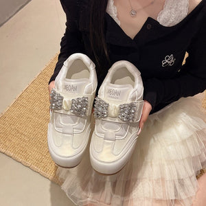 Women's white Korean fashion rhinestone casual training shoes with rubber sole