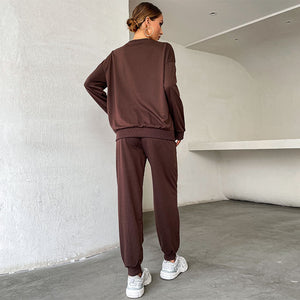 Letter-printed coffee brown two-piece women's sweatshirt and trouser sports set