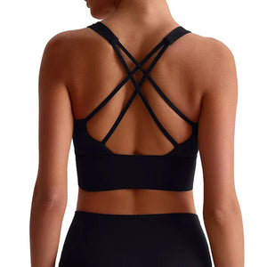 Seamless sports bra in multiple colors for yoga and fitness